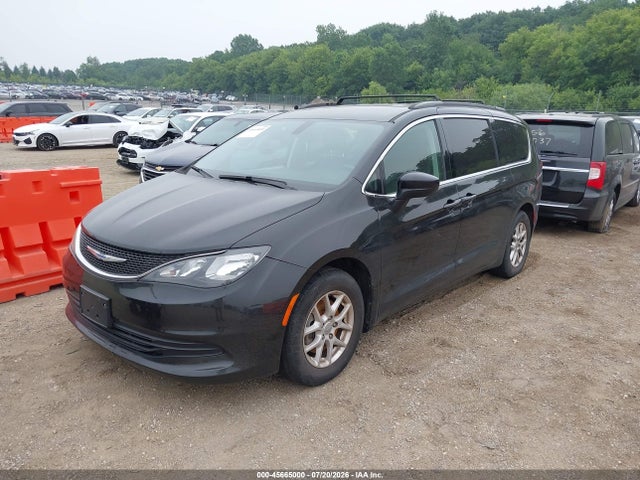45665000 :رقم المزاد ، 2C4RC1DG0LR148302 vin ، 2020 Chrysler Voyager Lxi مزاد بيع