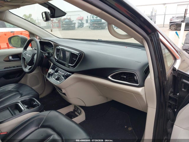 45665000 :رقم المزاد ، 2C4RC1DG0LR148302 vin ، 2020 Chrysler Voyager Lxi مزاد بيع