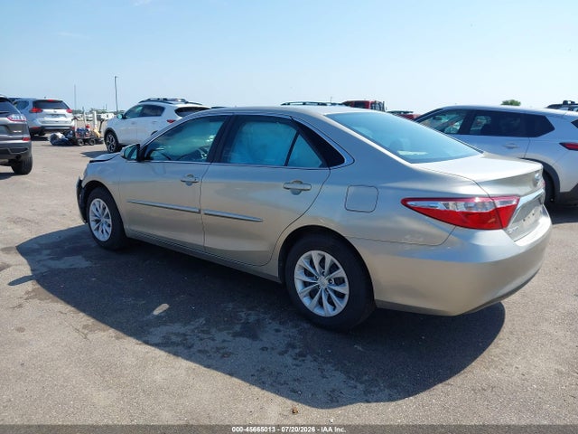 Aukcja sprzedaży 2015 Toyota Camry Le, vin: 4T4BF1FK2FR508561, numer aukcji: 45665013