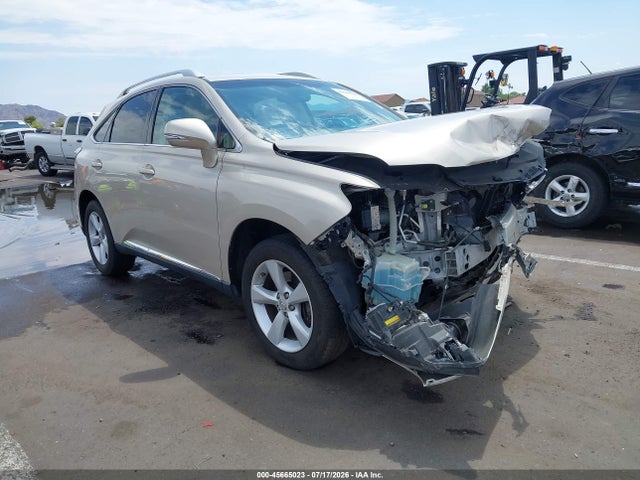 2015 2T2BK1BA5FC312646 main image