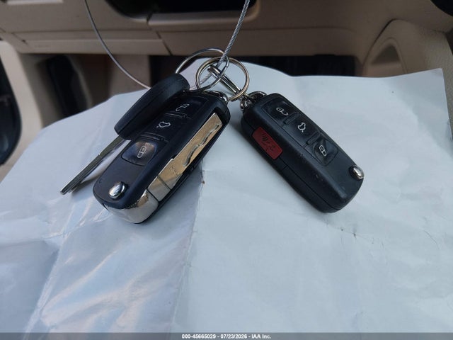 Продаж на аукціоні авто 2015 Volkswagen Eos Executive Edition, vin: WVWFW8AH6FV000768, номер лоту: 45665029