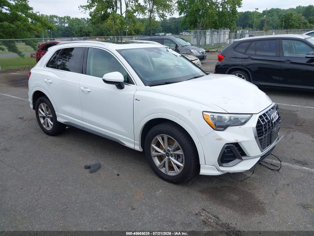 Auction sale of the 2022 Audi Q3 Premium 45 Tfsi S Line Quattro Tiptronic, vin: WA1DECF37N1085453, lot number: 45665035