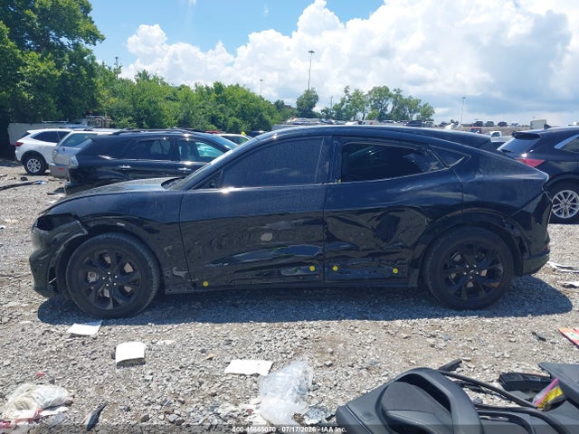 2023 Ford Mustang Mach-e Premium მანქანა იყიდება აუქციონზე, vin: 3FMTK3R77PMB04366, აუქციონის ნომერი: 45665070