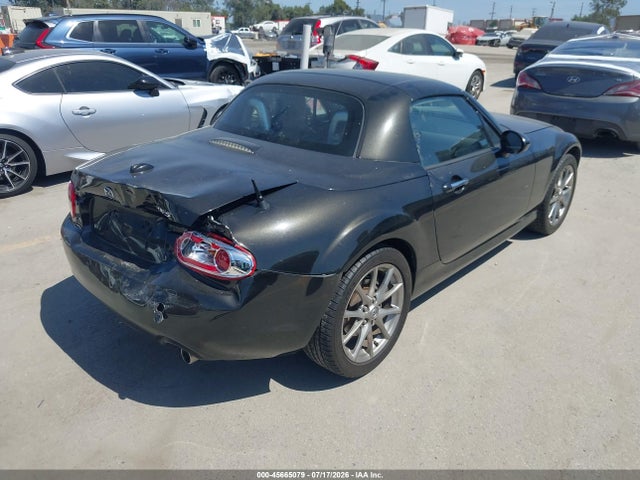 45665079 :رقم المزاد ، JM1NC2PFXB0216766 vin ، 2011 Mazda Mx-5 Miata Special Edition مزاد بيع
