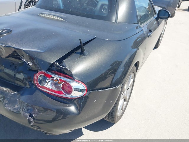 45665079 :رقم المزاد ، JM1NC2PFXB0216766 vin ، 2011 Mazda Mx-5 Miata Special Edition مزاد بيع