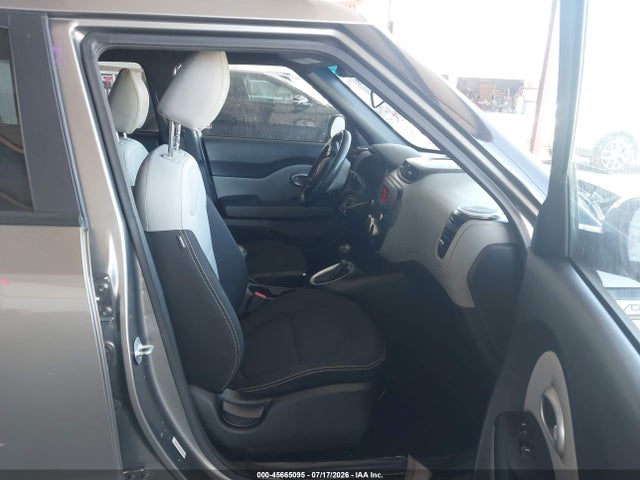 KIA SOUL + 2014 KNDJP3A54E7033934 Image 5