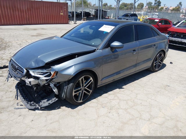 WAUAUGFF1H1026882 Audi A3 PREMIUM