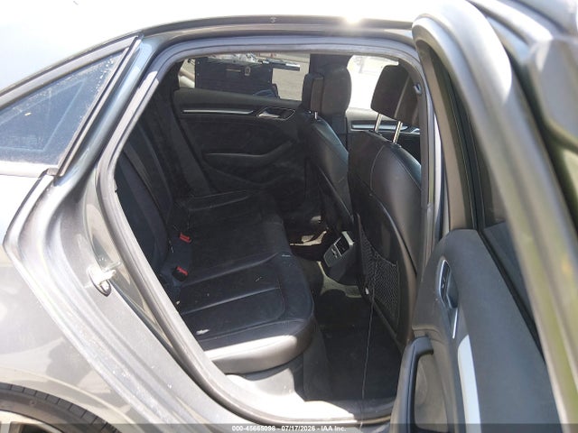 WAUAUGFF1H1026882 Audi A3 PREMIUM