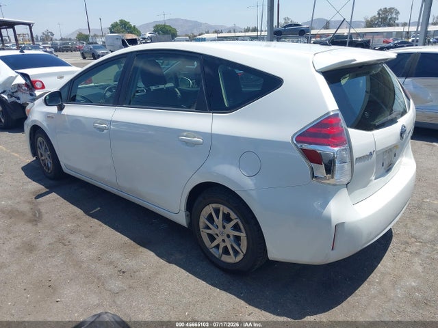JTDZN3EU0GJ045031 Toyota Prius V Two