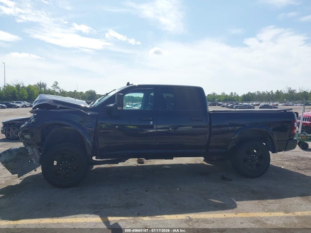 Продажа на аукционе авто 2016 Ram 2500 Laramie, vin: 3C6UR5FLXGG212052, номер лота: 45665187