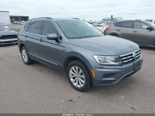 2018 Volkswagen Tiguan 2.0t Se/2.0t Sel მანქანა იყიდება აუქციონზე, vin: 3VV2B7AX4JM068759, აუქციონის ნომერი: 45665191
