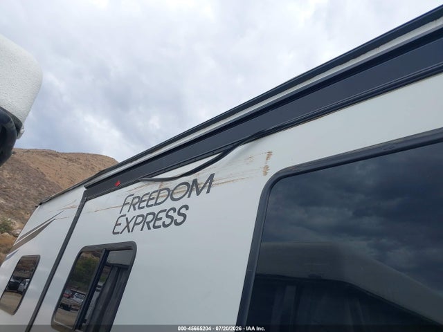 Coachmen R Freedom Ex 2022 5ZT2FEUB5NW021333 Image 6