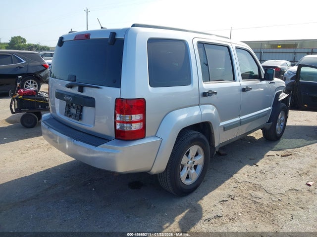 45665211 :رقم المزاد ، 1J4PP2GK0AW134528 vin ، 2010 Jeep Liberty Sport مزاد بيع