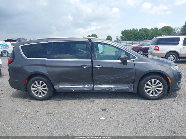 Aukcja sprzedaży 2018 Chrysler Pacifica Touring L, vin: 2C4RC1BG5JR211197, numer aukcji: 45665230
