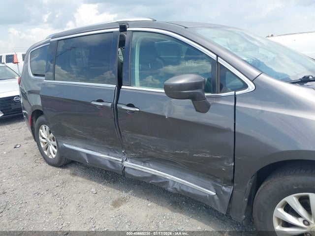 Aukcja sprzedaży 2018 Chrysler Pacifica Touring L, vin: 2C4RC1BG5JR211197, numer aukcji: 45665230