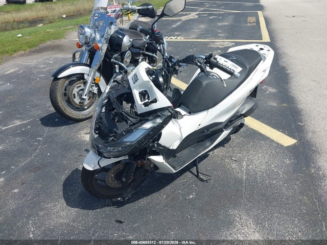 RLHKF4715NY100570 Honda WW150 A
