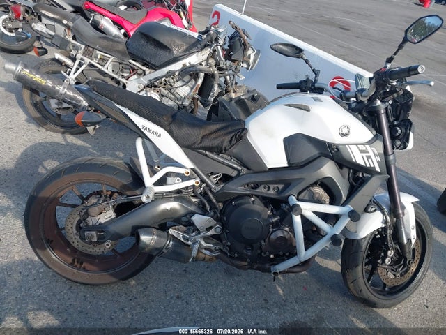 Yamaha Fz09 C 2017 JYARN53Y5HA000536 Image 12