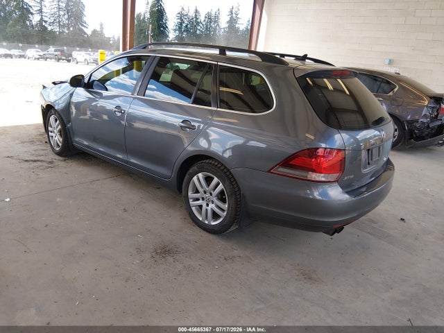 2013 Volkswagen Jetta Sportwagen 2.0l Tdi მანქანა იყიდება აუქციონზე, vin: 3VWPL7AJ8DM662592, აუქციონის ნომერი: 45665367