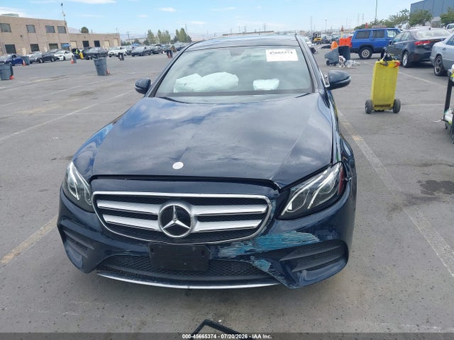 WDDZF4JB4HA008031 Mercedes-Benz E 300