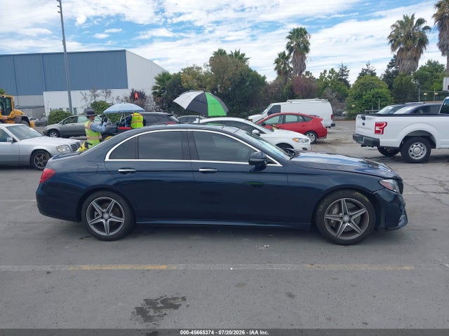 WDDZF4JB4HA008031 Mercedes-Benz E 300