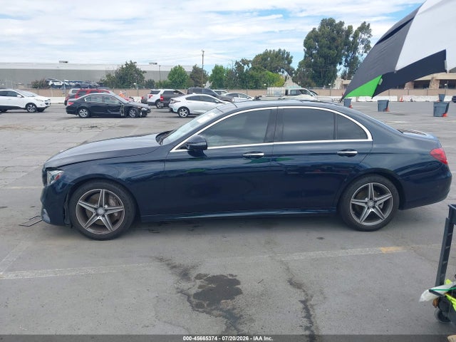 WDDZF4JB4HA008031 Mercedes-Benz E 300