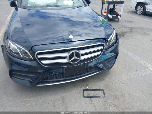 WDDZF4JB4HA008031 Mercedes-Benz E 300