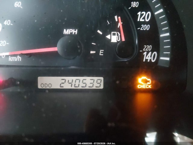45665388 :رقم المزاد ، 4T1BE32K83U712856 vin ، 2003 Toyota Camry Le مزاد بيع