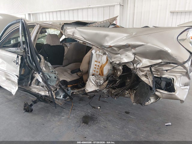 45665388 :رقم المزاد ، 4T1BE32K83U712856 vin ، 2003 Toyota Camry Le مزاد بيع