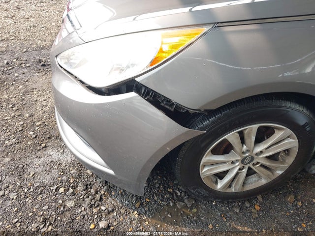 45665403 :رقم المزاد ، 5NPEB4AC0DH704076 vin ، 2013 Hyundai Sonata Gls مزاد بيع