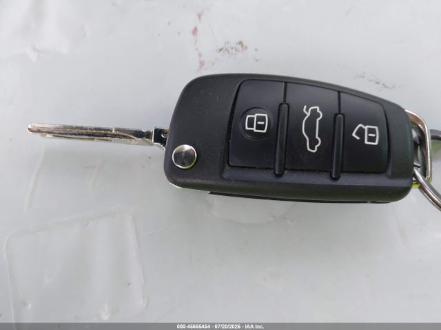 45665454 :رقم المزاد ، WAUKEAFM5DA027735 vin ، 2013 Audi A3 2.0t Premium مزاد بيع
