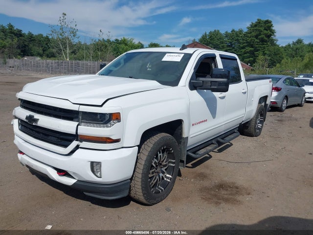Chevrolet Silverado 1500 Lt 2017 1GCUKRECXHF232391 Image 2