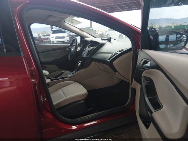 Ford FOCUS SE 2015 1FADP3K27FL358318 Image 5