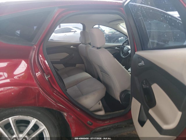 Ford FOCUS SE 2015 1FADP3K27FL358318 Image 8