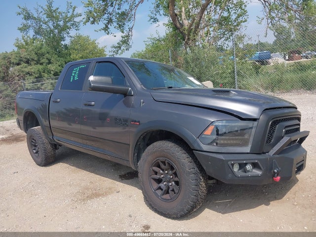 45665482 :رقم المزاد ، 1C6RR7YT4HS740727 vin ، 2017 Ram 1500 Rebel  4x4 5'7 Box مزاد بيع