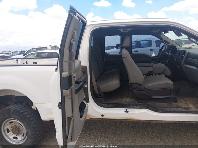 Продажа на аукционе авто 2017 Ford F-250 Xl, vin: 1FT7X2B68HED28465, номер лота: 45665522