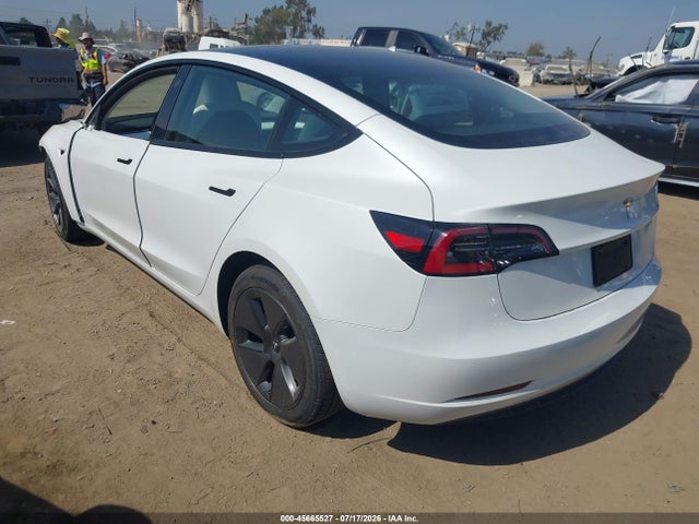 Tesla Model 3 Rear-wheel Drive 2023 5YJ3E1EA4PF567474 Image 3