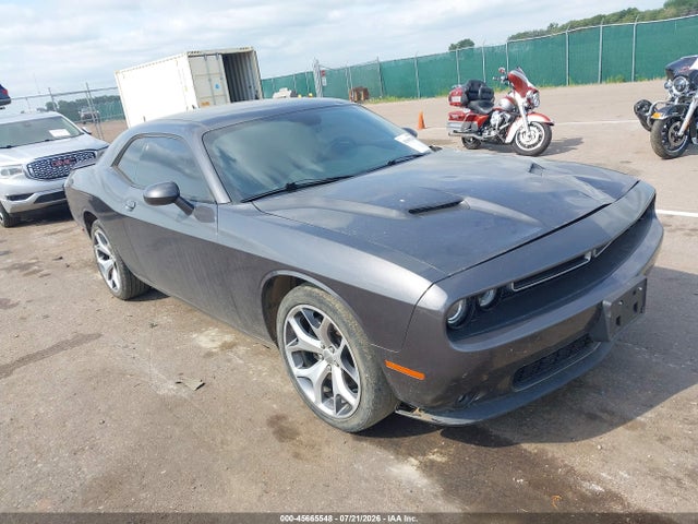 45665548 :رقم المزاد ، 2C3CDZAG9GH329937 vin ، 2016 Dodge Challenger Sxt Plus مزاد بيع