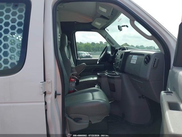 45665562 :رقم المزاد ، 1FTSS3EL1CDA97665 vin ، 2012 Ford E-350 Super Duty Commercial مزاد بيع