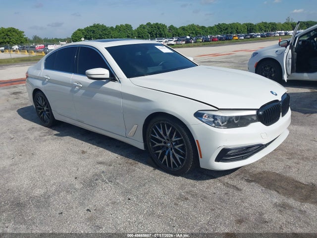 2018 Bmw 530i მანქანა იყიდება აუქციონზე, vin: WBAJA5C50JWA36694, აუქციონის ნომერი: 45665607