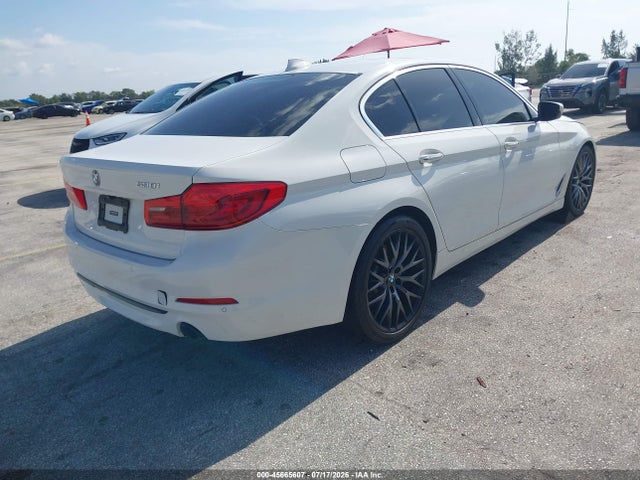 2018 Bmw 530i მანქანა იყიდება აუქციონზე, vin: WBAJA5C50JWA36694, აუქციონის ნომერი: 45665607