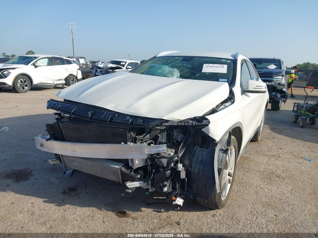 2015 Mercedes-benz Gla 250 4matic მანქანა იყიდება აუქციონზე, vin: WDCTG4GB8FJ083990, აუქციონის ნომერი: 45665610