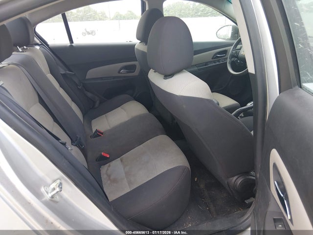 1G1PA5SH9F7299430 Chevrolet Cruze Ls Auto