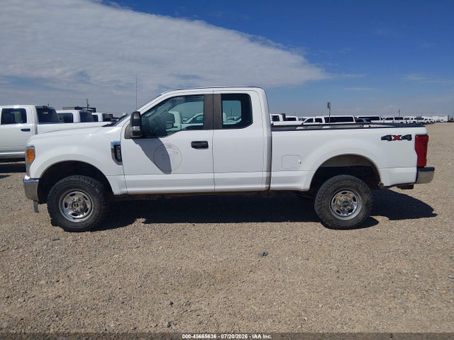Продажа на аукционе авто 2017 Ford F-250 Xl, vin: 1FT7X2B64HED28463, номер лота: 45665636