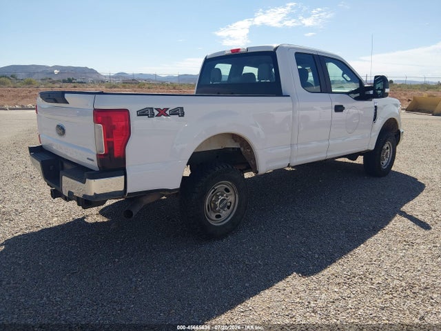 Продажа на аукционе авто 2017 Ford F-250 Xl, vin: 1FT7X2B64HED28463, номер лота: 45665636