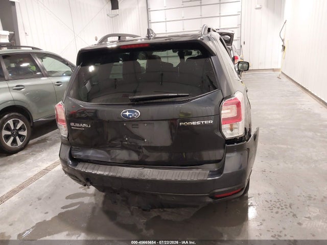 JF2SJAWCXJH452877 Subaru Forester 2.5i Touring
