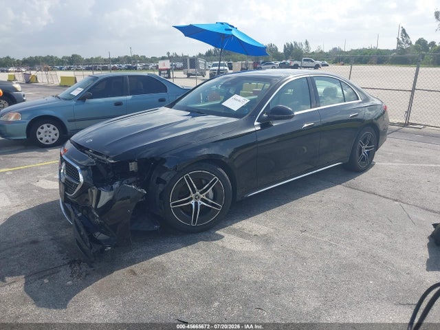 Продажа на аукционе авто 2025 Mercedes-benz E 350, vin: W1KLF4GB3SA145661, номер лота: 45665672