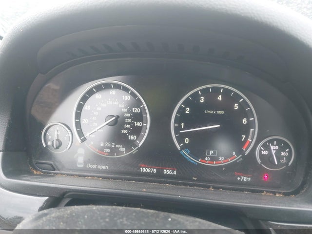 BMW 535i Xdrive 2016 WBA5B3C51GG260205 Image 15
