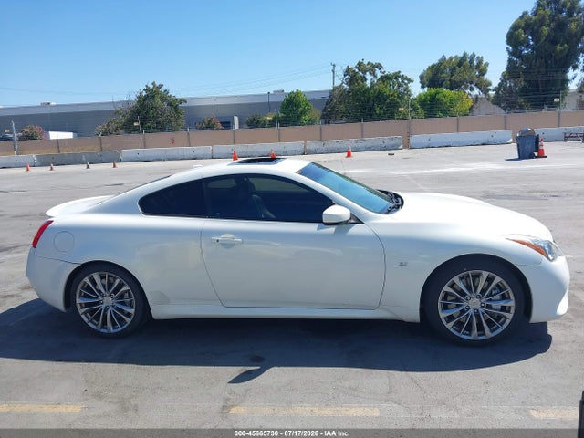 2014 Infiniti Q60 Sport მანქანა იყიდება აუქციონზე, vin: JN1CV6EK1EM110330, აუქციონის ნომერი: 45665730