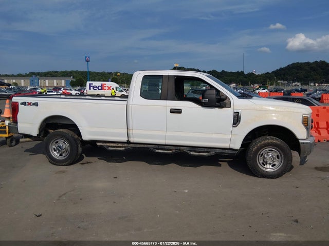 Продажа на аукционе авто 2018 Ford F-250 Xl, vin: 1FT7X2B65JEB92530, номер лота: 45665770
