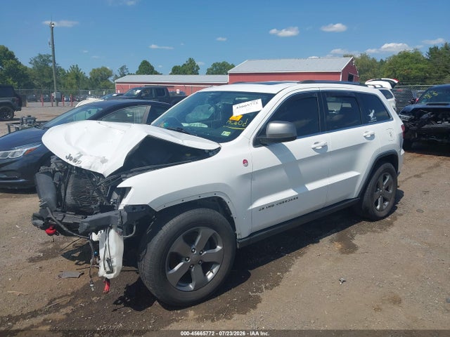 Продаж на аукціоні авто 2013 Jeep Grand Cherokee Laredo Trailhawk, vin: 1C4RJFAT2DC615640, номер лоту: 45665772